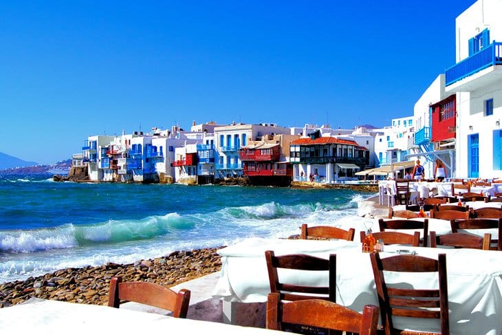 C:\Users\Esy\Desktop\Greece\greece-mykonos-seaside-town-with-waves.jpg