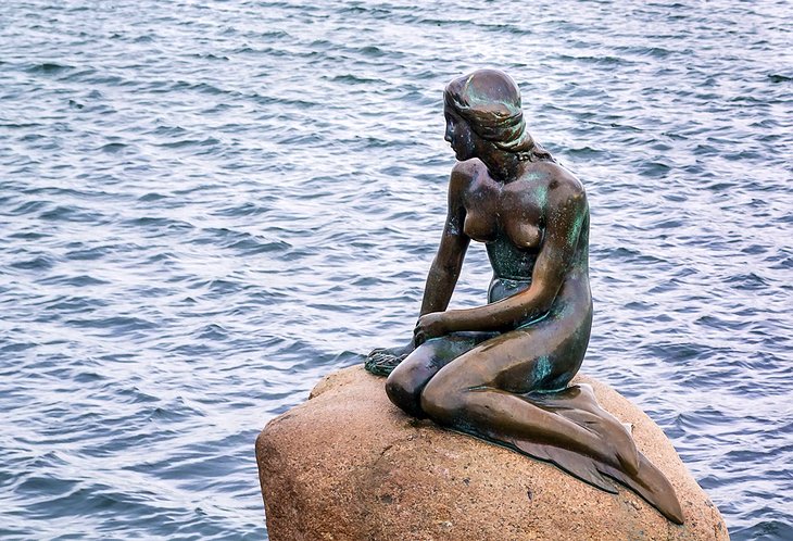 C:\Users\Esy\Desktop\Denmark\denmark-copenhagen-mermaid (1).jpg